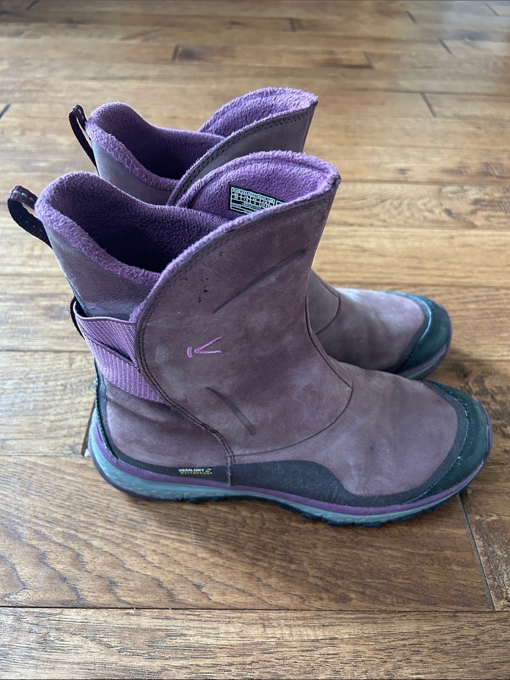 Keen Winterterra Lea Waterproof Snow Boots Purple Leather Womens Size 7.5